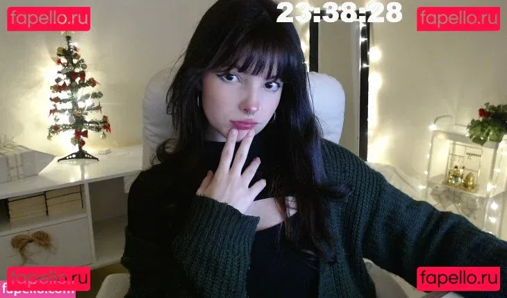 Victoria Ribeiro Onlyfans Photo Gallery 