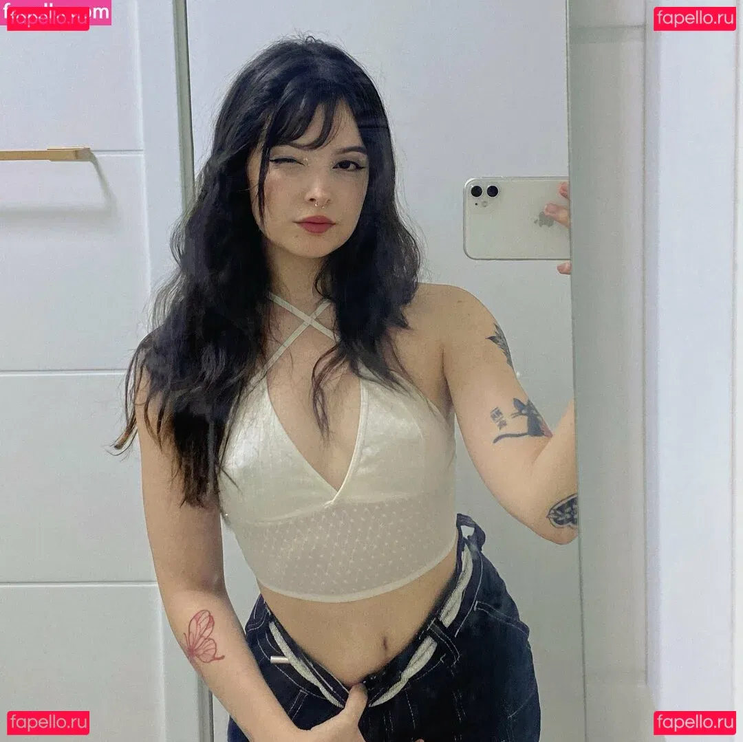 Victoria Ribeiro Onlyfans Photo Gallery 