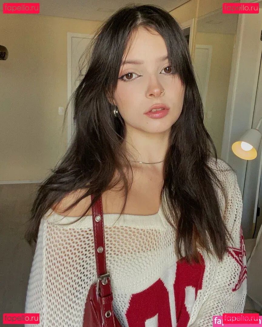 Victoria Ribeiro Onlyfans Photo Gallery 