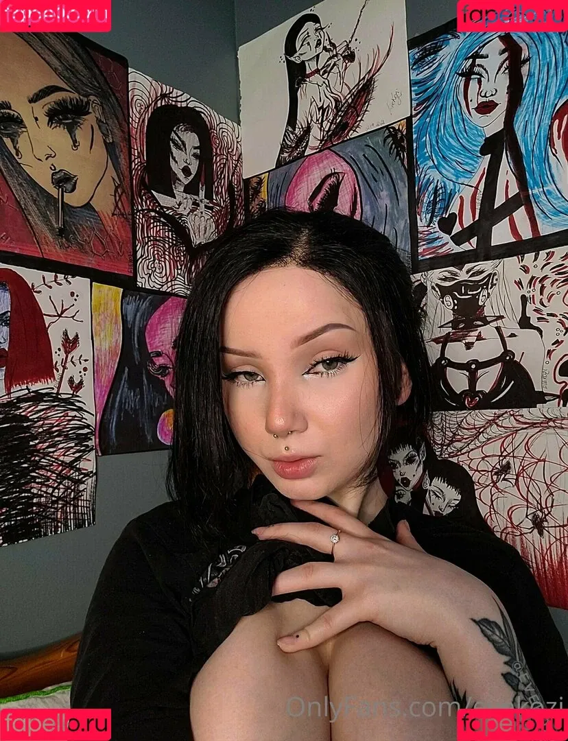Evekozi Onlyfans Photo Gallery 