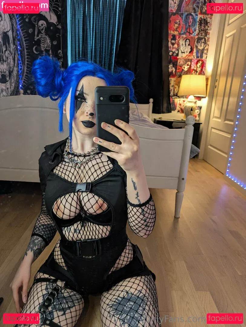 Evekozi Onlyfans Photo Gallery 