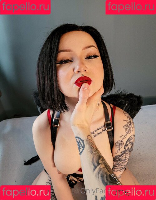 Evekozi Onlyfans Photo Gallery 