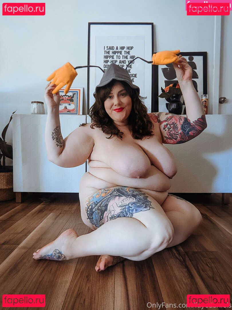 fayedaniels / fayedanielsbbw Onlyfans Photo Gallery 