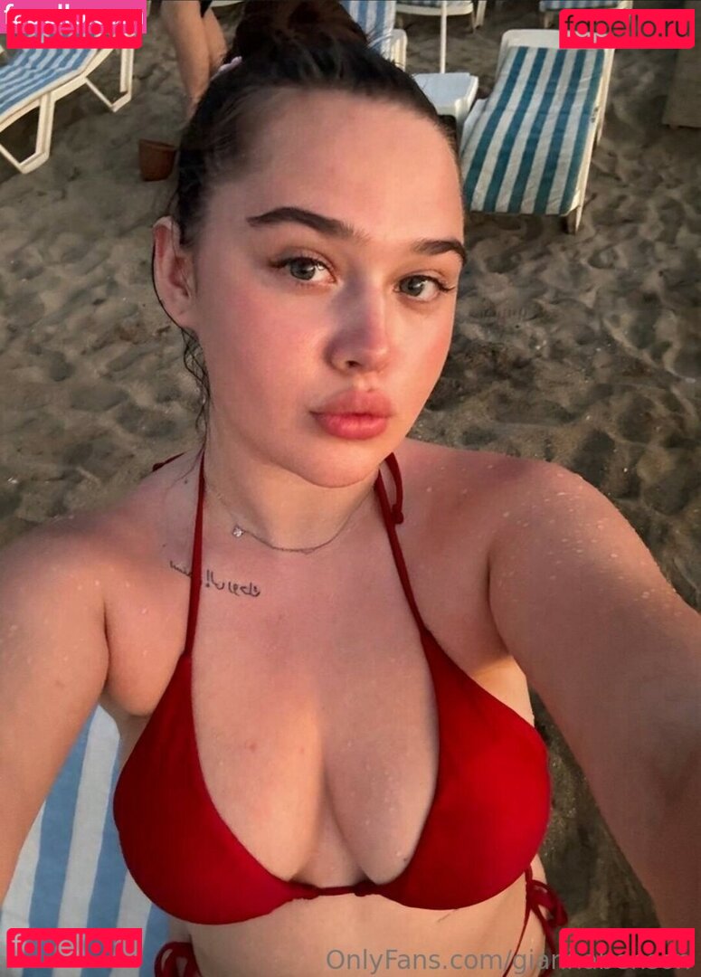 GiannaBenson Nude Onlyfans Photo 16