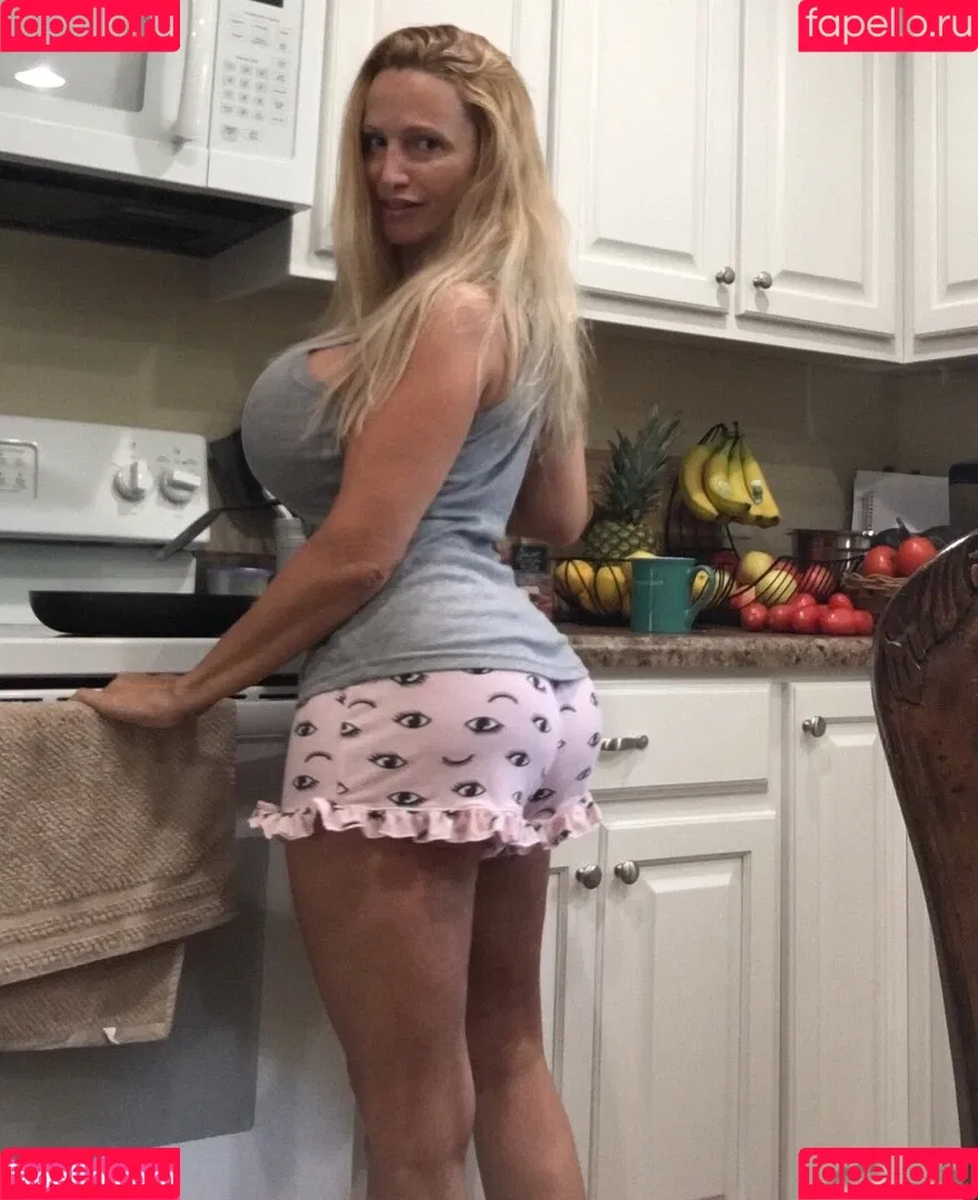 Billi Bardot Onlyfans Photo Gallery 