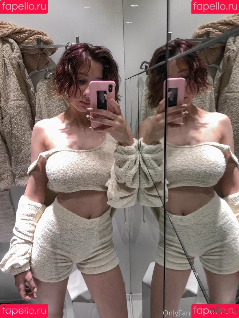 liloo_moon Onlyfans Photo Gallery 