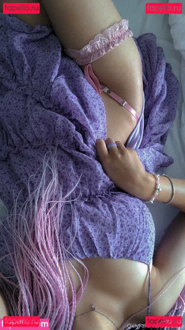 liloo_moon Onlyfans Photo Gallery 