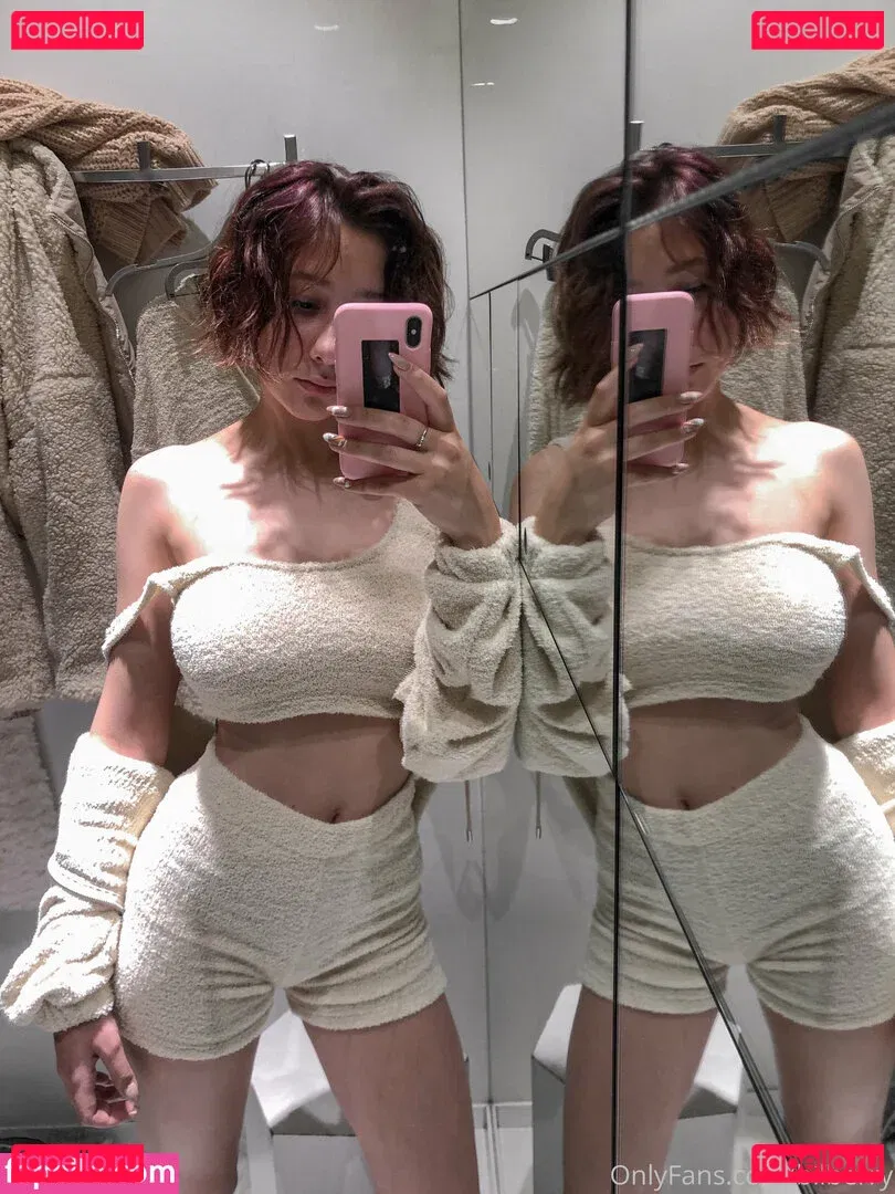 liloo_moon Onlyfans Photo Gallery 