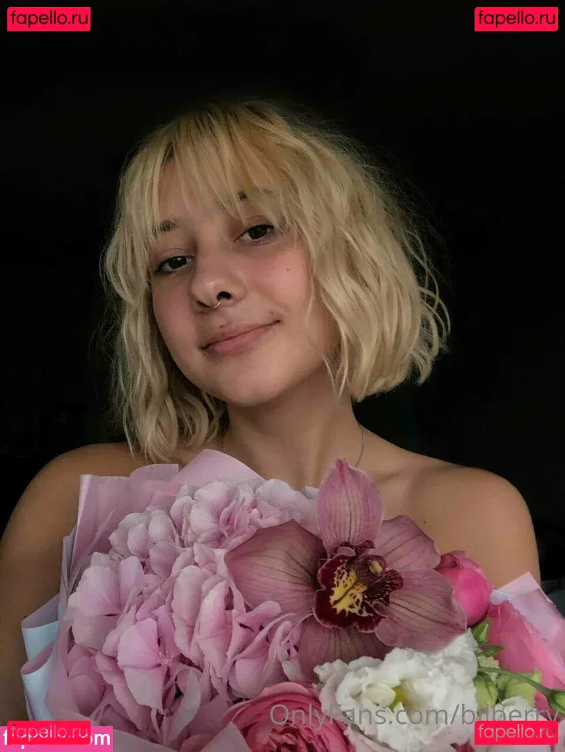 liloo_moon Onlyfans Photo Gallery 