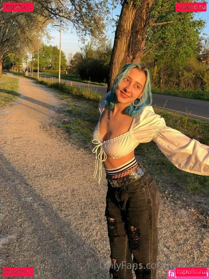 liloo_moon Onlyfans Photo Gallery 