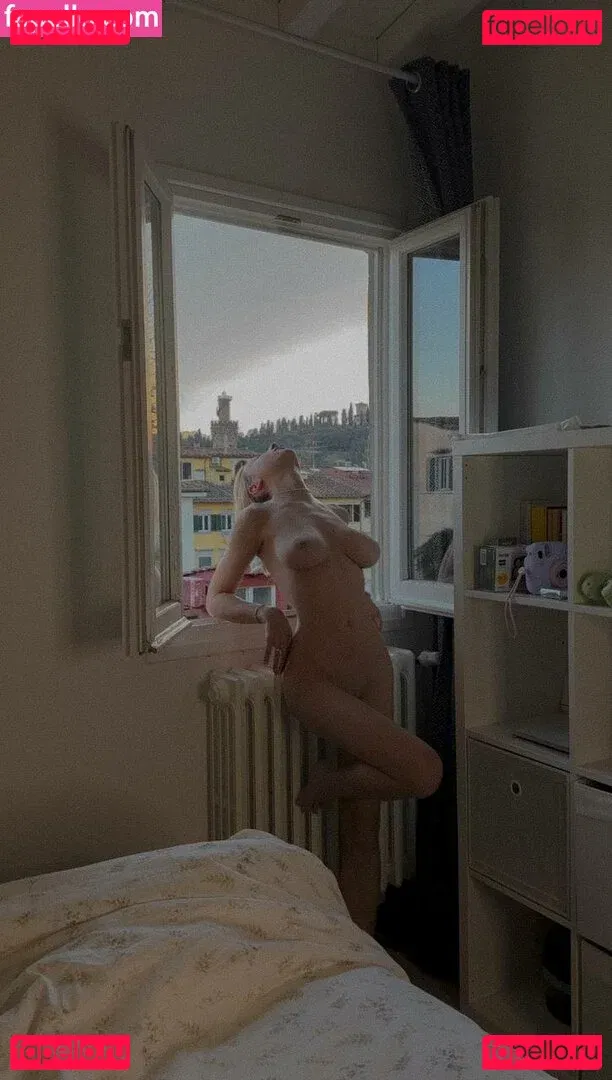 liloo_moon Onlyfans Photo Gallery 