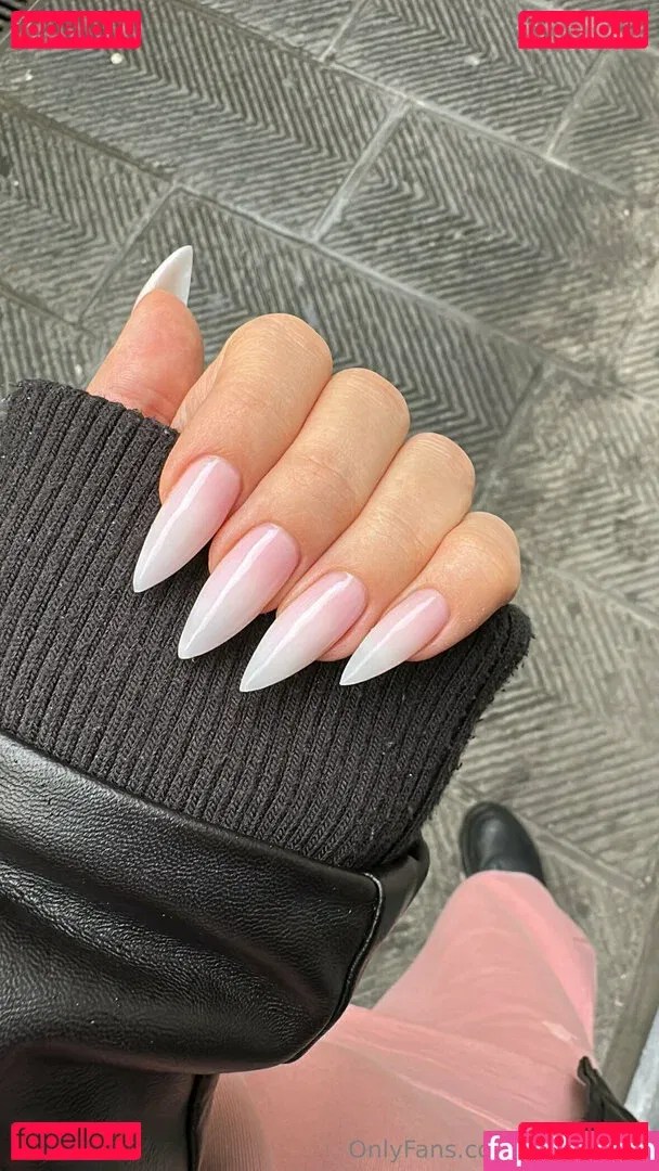 liloo_moon Onlyfans Photo Gallery 