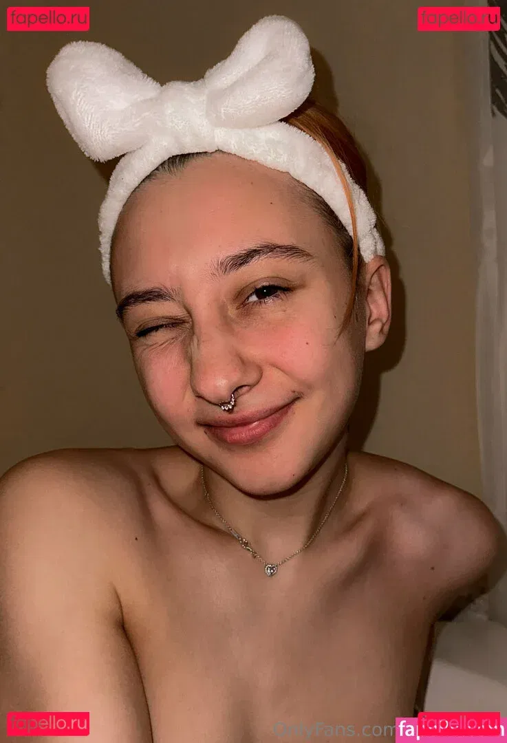 liloo_moon Onlyfans Photo Gallery 