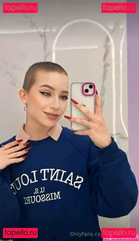 liloo_moon Onlyfans Photo Gallery 