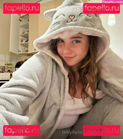 liloo_moon Onlyfans Photo Gallery 