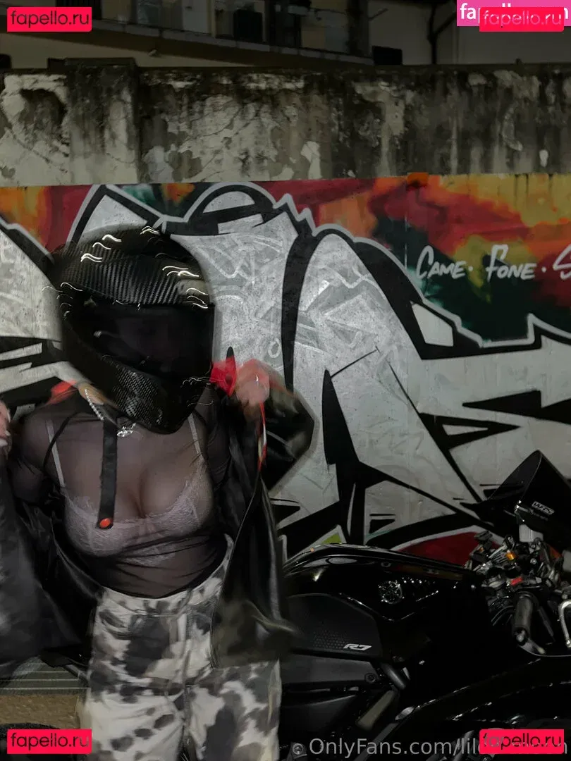 liloo_moon Onlyfans Photo Gallery 