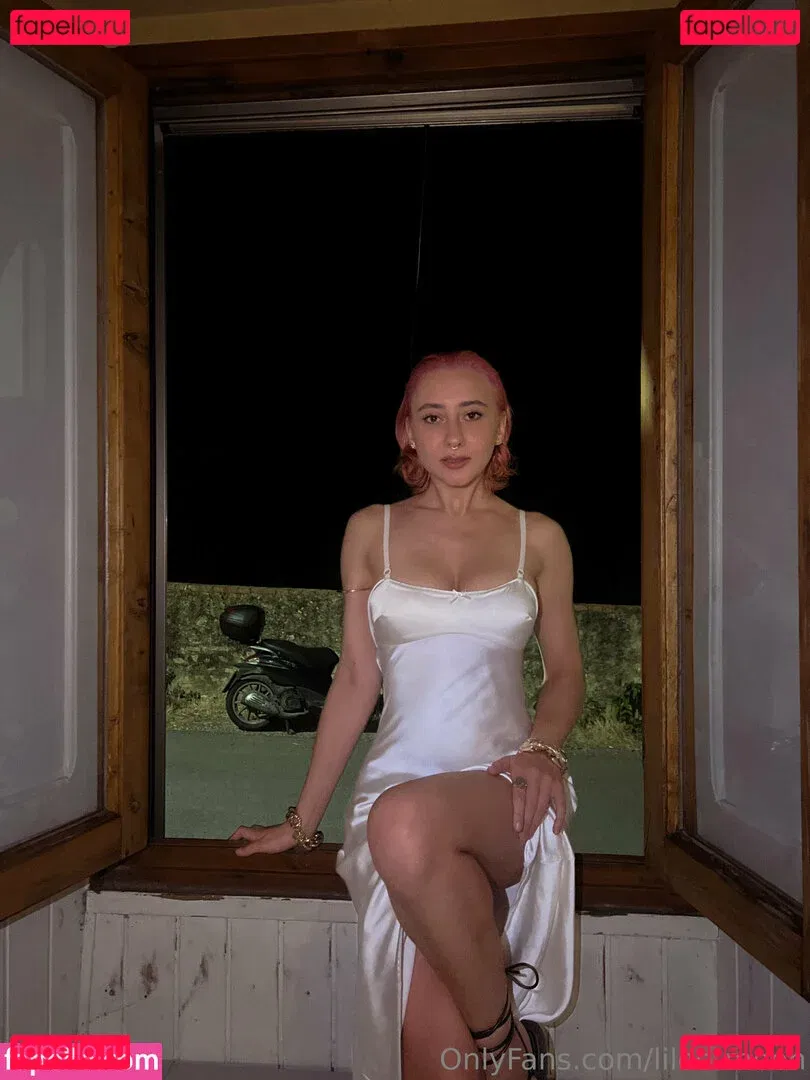 liloo_moon Onlyfans Photo Gallery 