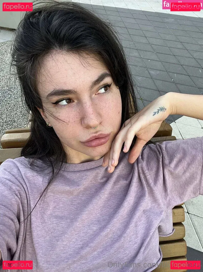 liloo_moon Onlyfans Photo Gallery 