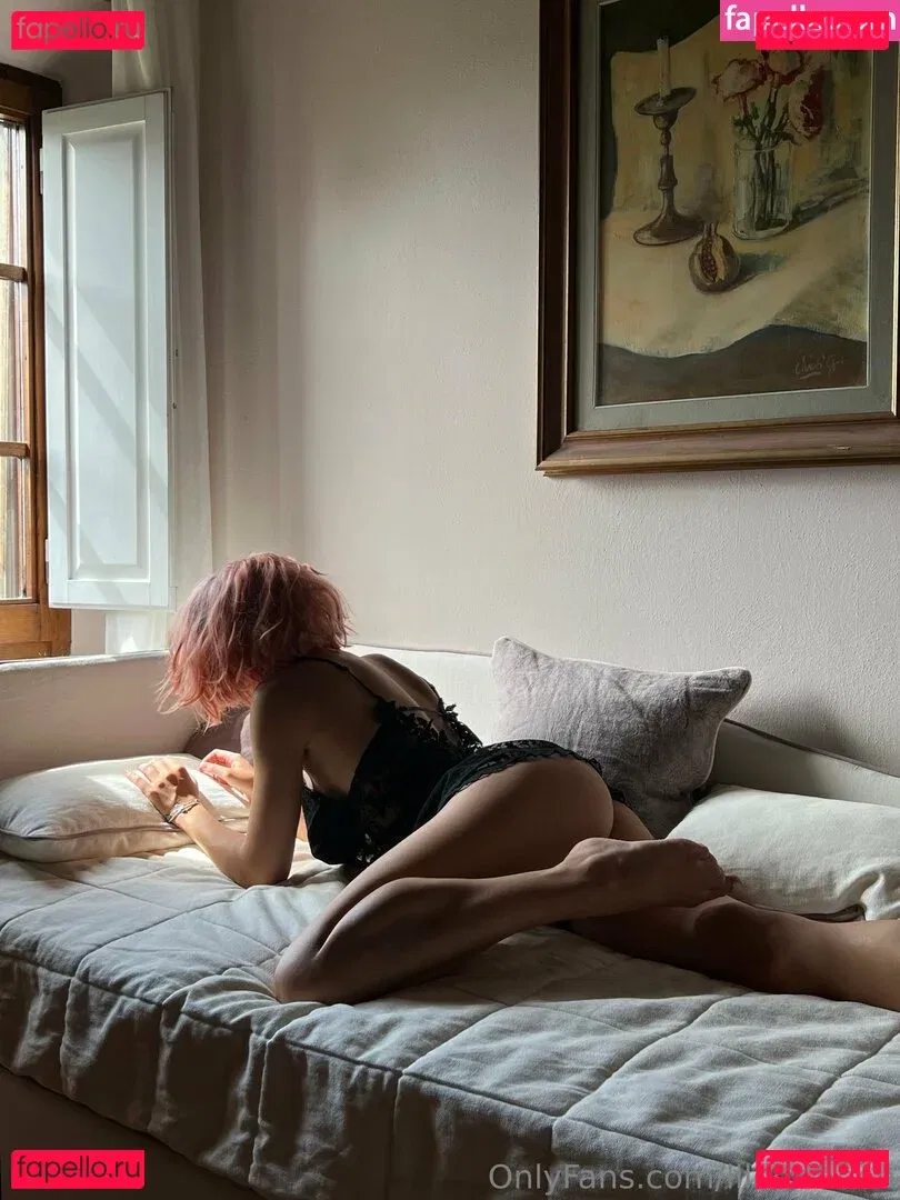 liloo_moon Onlyfans Photo Gallery 