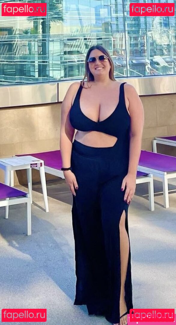 Melissa D / mdelia118 Onlyfans Photo Gallery 