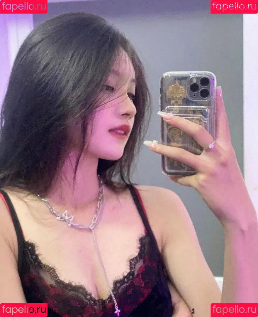 Luna Hwang Onlyfans Photo Gallery 