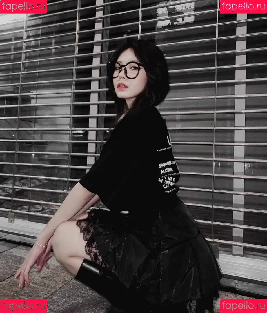 Luna Hwang Onlyfans Photo Gallery 