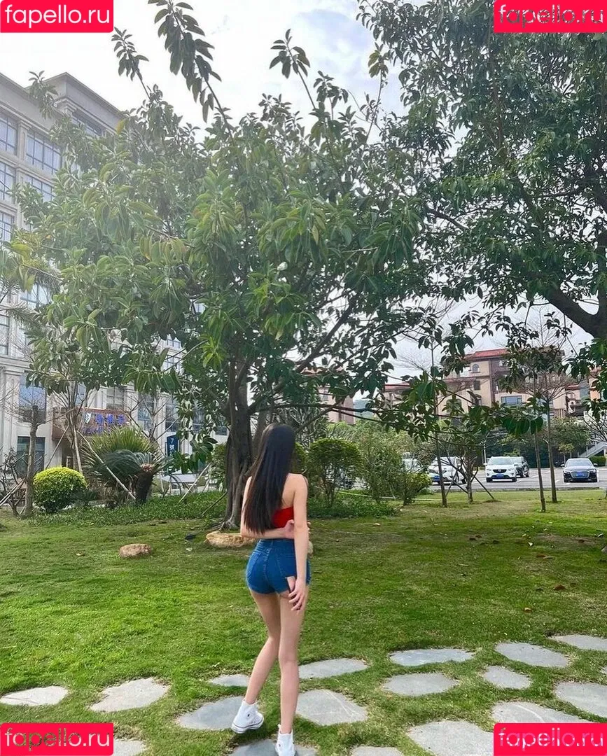 Luna Hwang Onlyfans Photo Gallery 