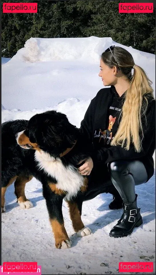 Luna Hwang Onlyfans Photo Gallery 