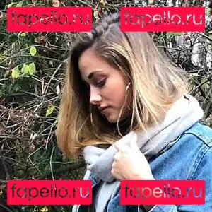 Luna Hwang Onlyfans Photo Gallery 