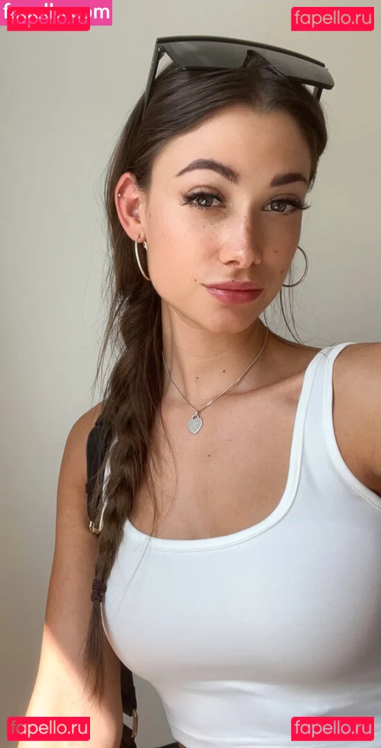 Luna Hwang Onlyfans Photo Gallery 