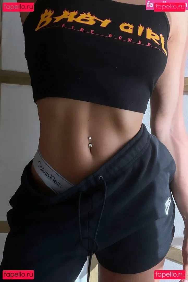 Luna Hwang Onlyfans Photo Gallery 