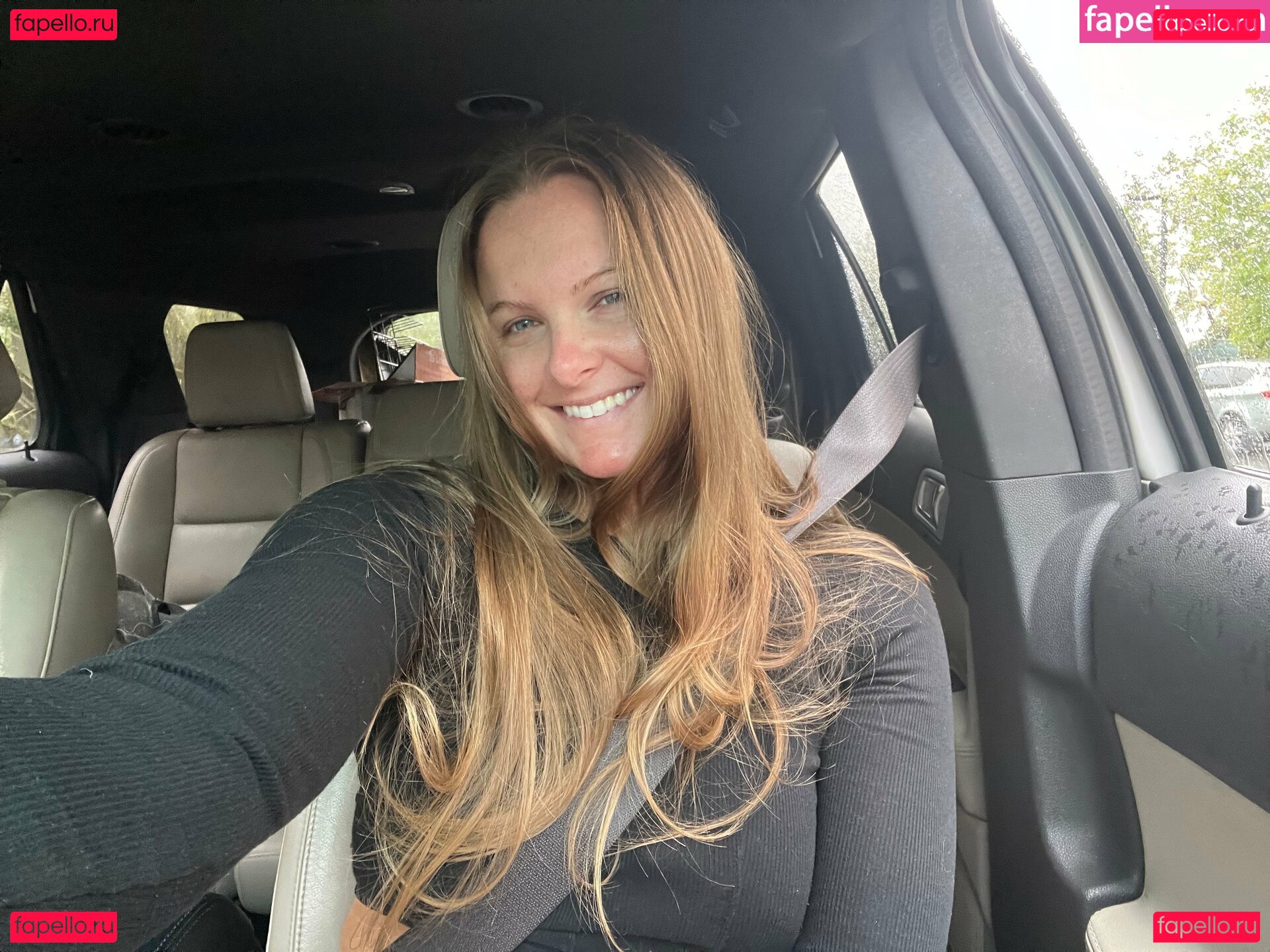 debiiworks / iambigduch Onlyfans Photo Gallery 