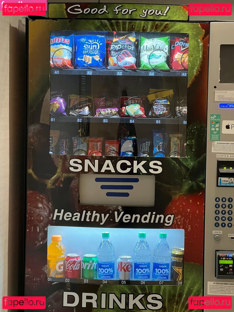 debiiworks / iambigduch Onlyfans Photo Gallery 