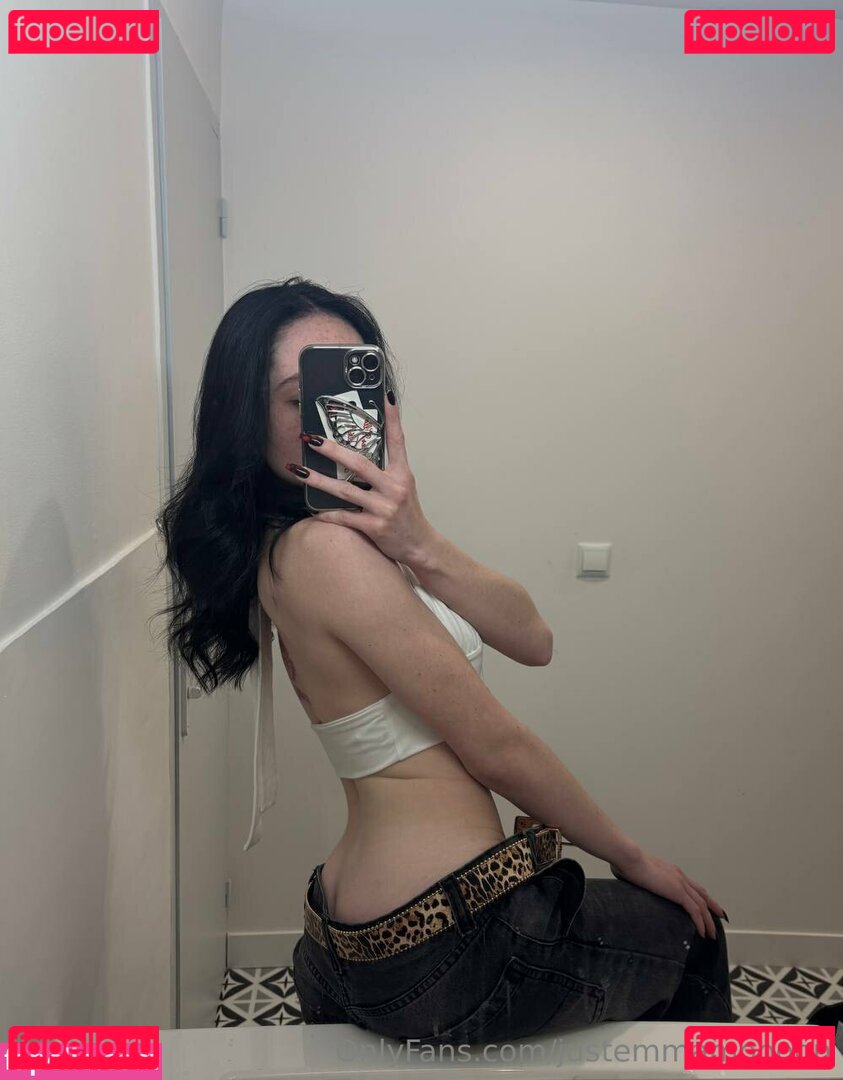 emmaloveee__ / justemmamoooon Onlyfans Photo Gallery 