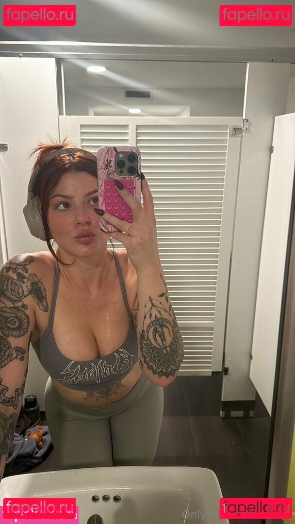 Xlrgju / jul.iw Onlyfans Photo Gallery 