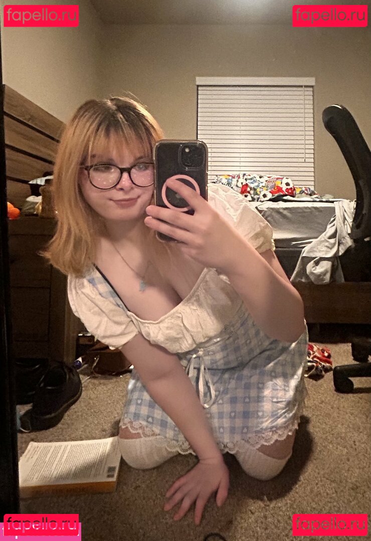 Birdmoder / Heidiafterdark Onlyfans Photo Gallery 