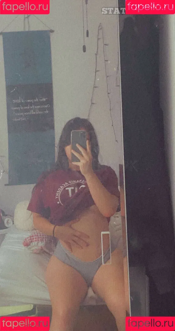 Eliza Chau Onlyfans Photo Gallery 