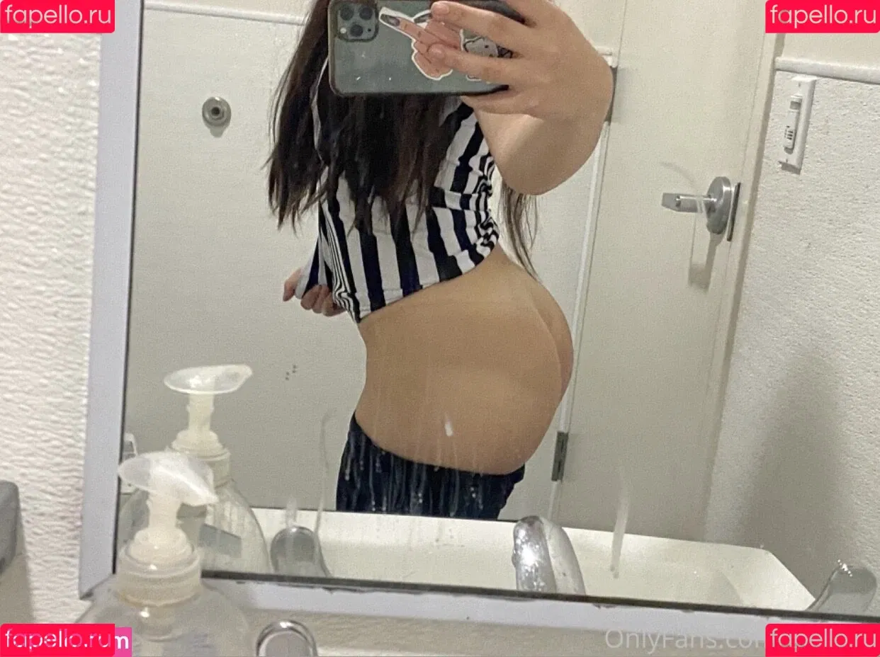 Eliza Chau Onlyfans Photo Gallery 