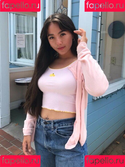 Eliza Chau Onlyfans Photo Gallery 