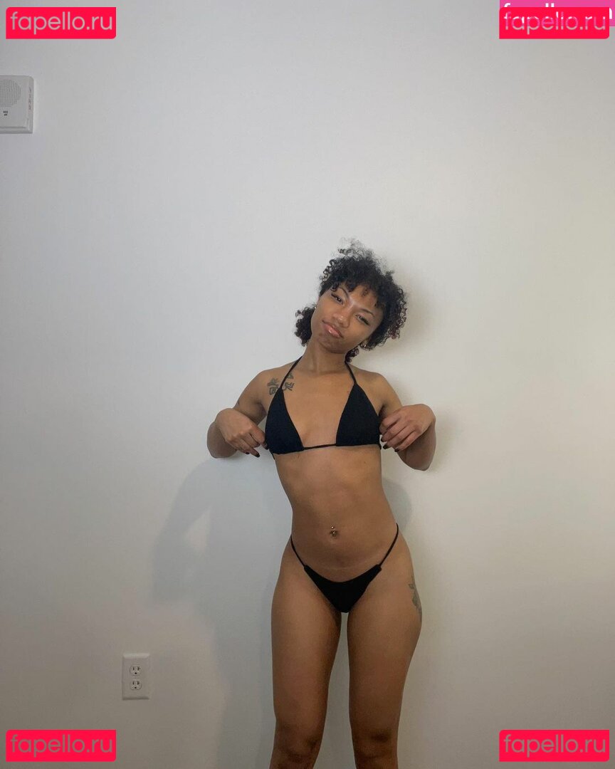CurlyFryK / WhatItDo Kiraaa / onlykiraaa / u20019355 Onlyfans Photo Gallery 