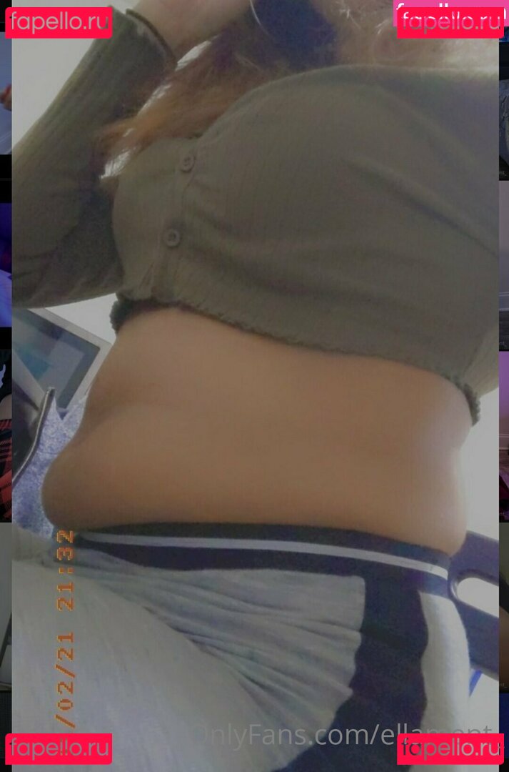 ellaeating / ellaeats Onlyfans Photo Gallery 