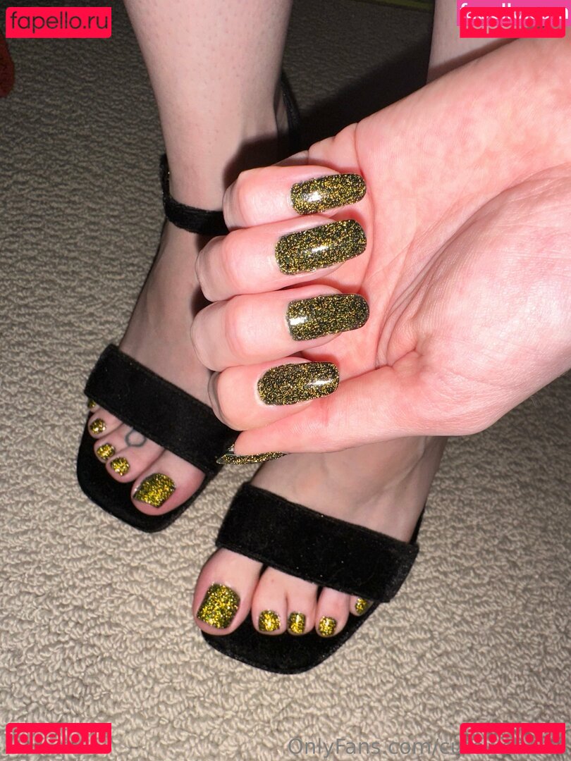 cutewebbies / cutiiebabiies Onlyfans Photo Gallery 