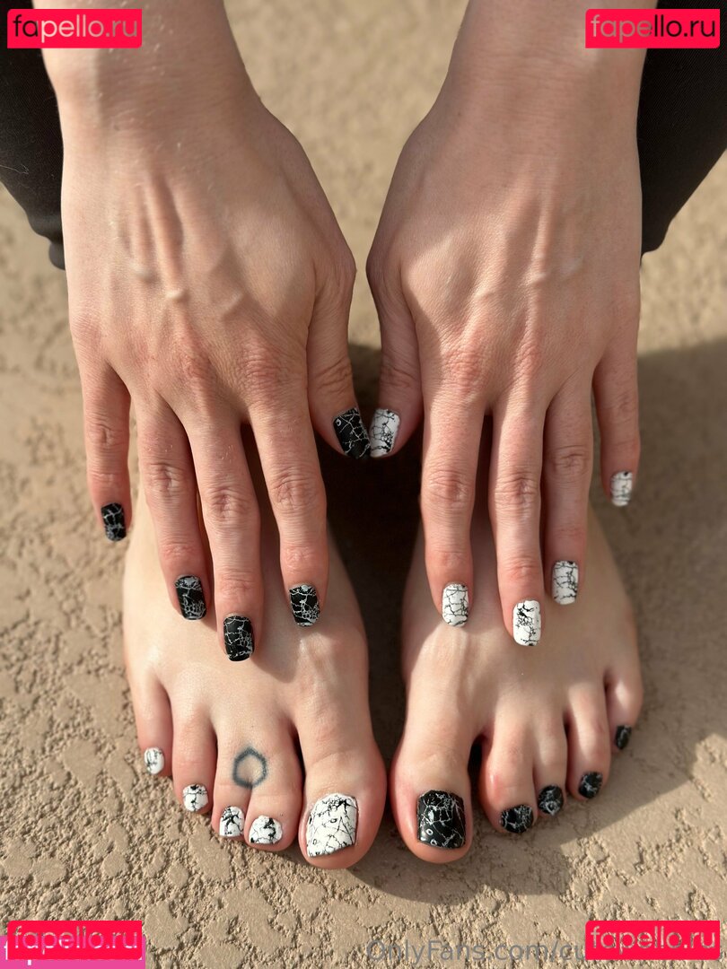 cutewebbies / cutiiebabiies Onlyfans Photo Gallery 