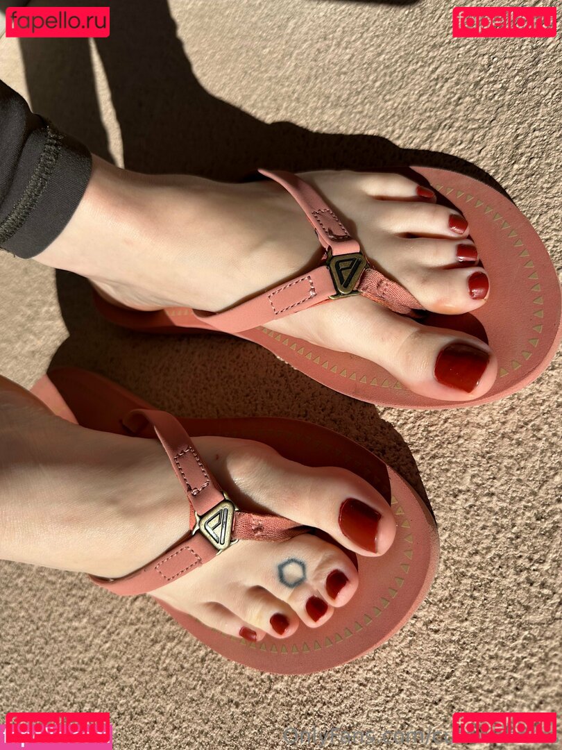 cutewebbies / cutiiebabiies Onlyfans Photo Gallery 