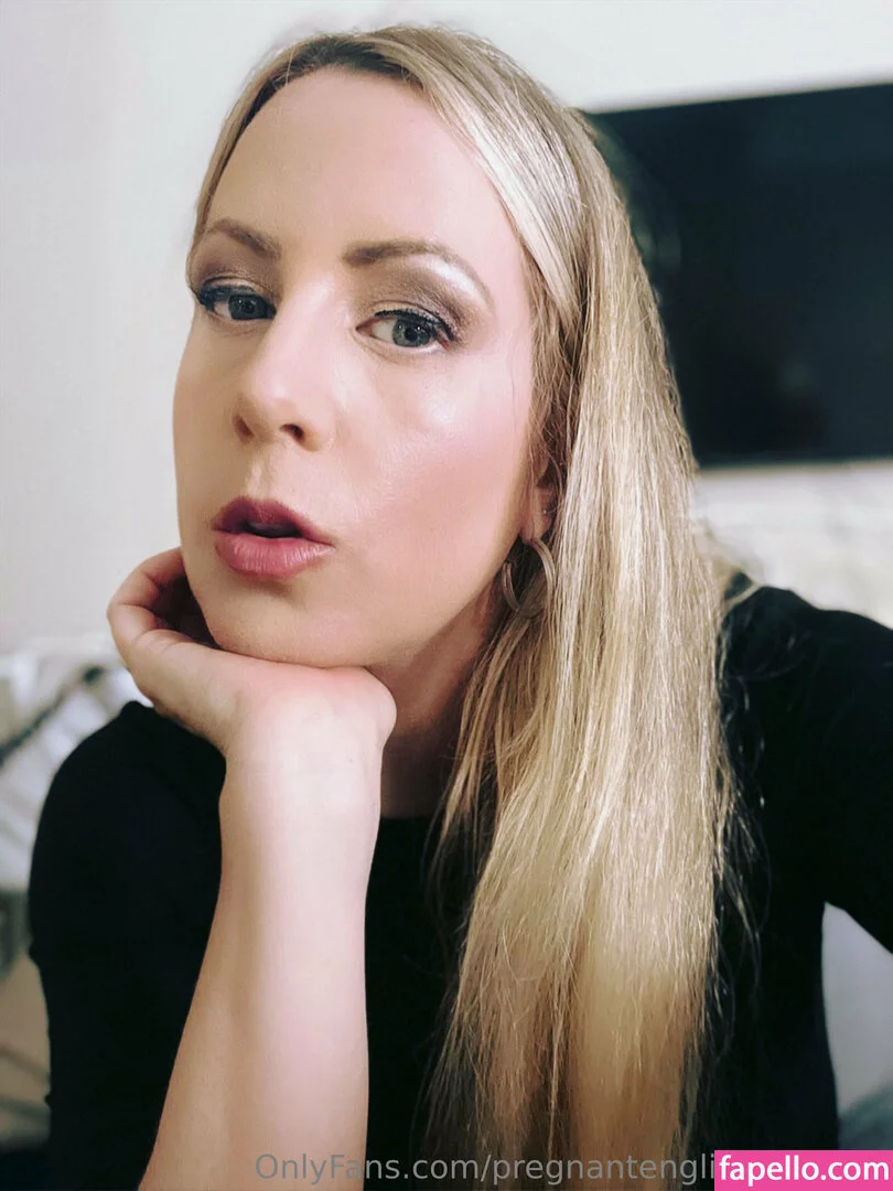 pregnantenglishrosefree Onlyfans Photo Gallery 