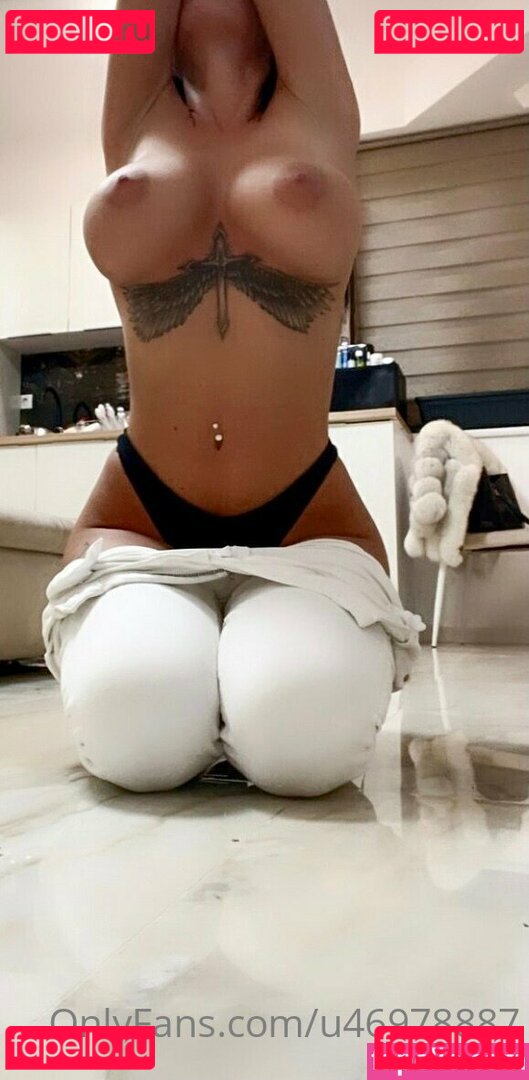 cosminaa / cosminaa_ Nude Onlyfans Photo 42