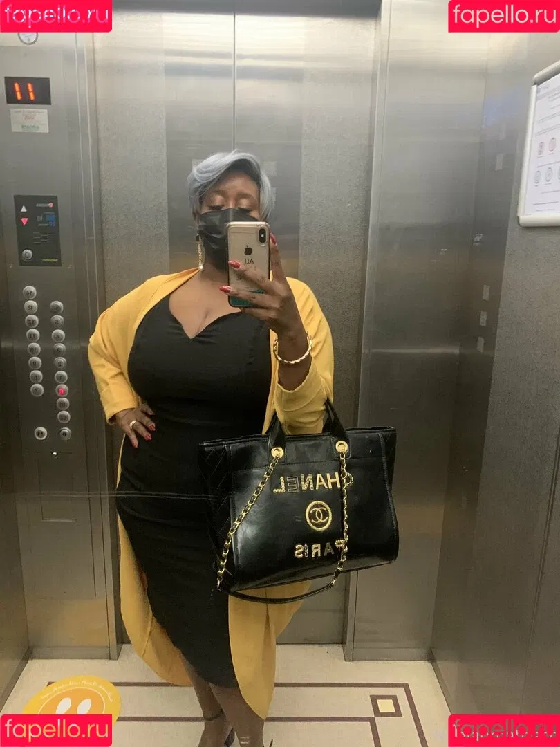 madam___caramel Onlyfans Photo Gallery 