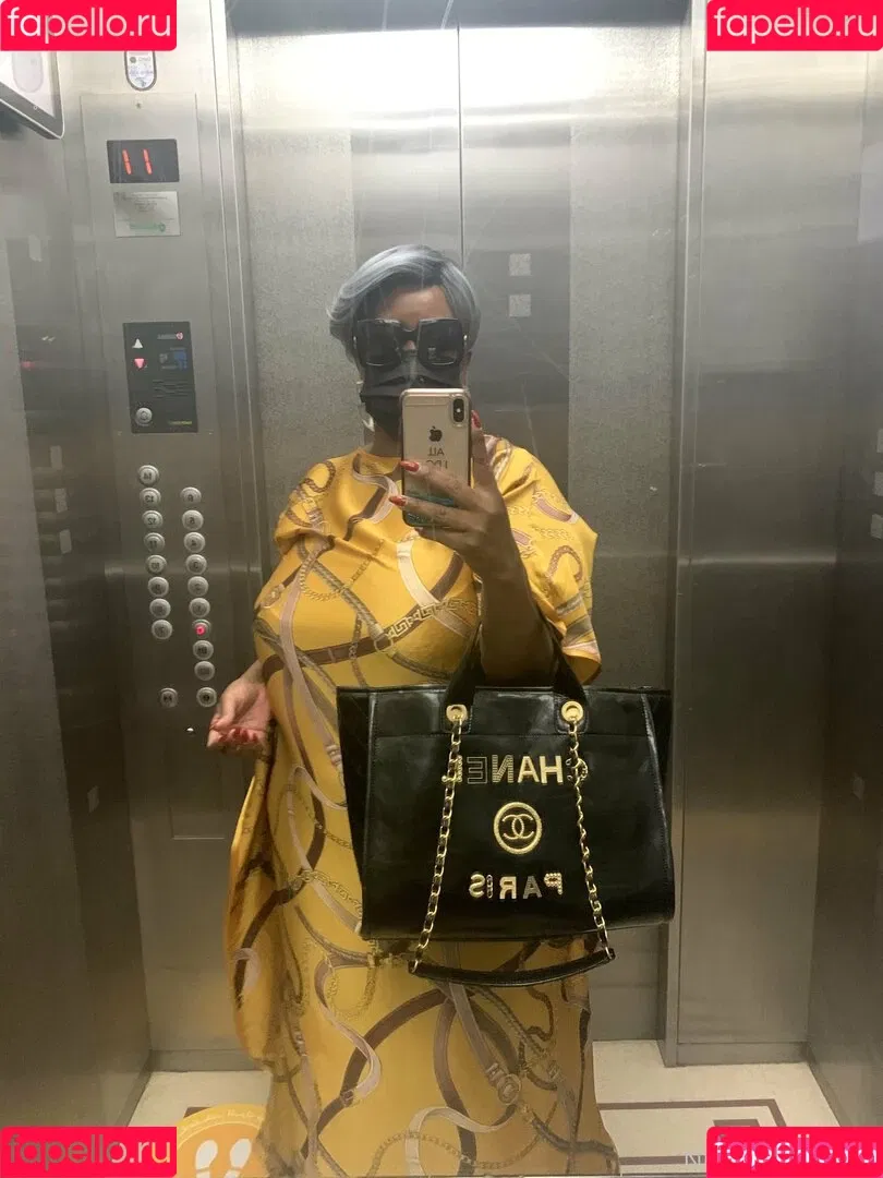 madam___caramel Onlyfans Photo Gallery 