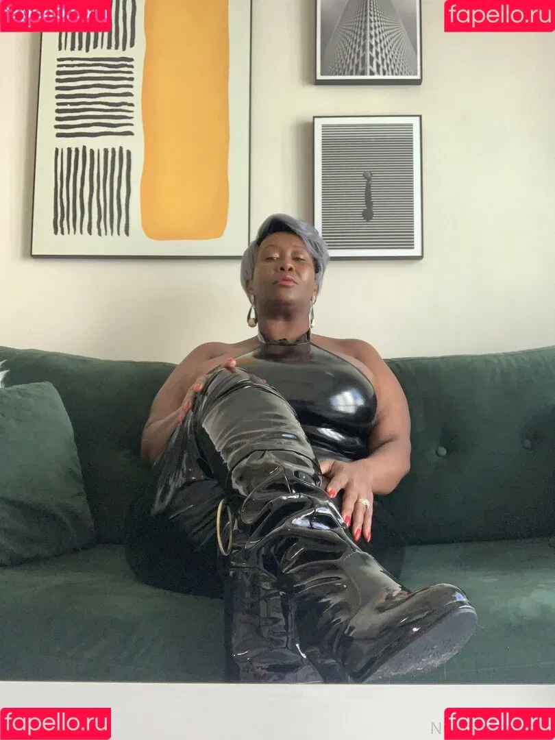 madam___caramel Onlyfans Photo Gallery 