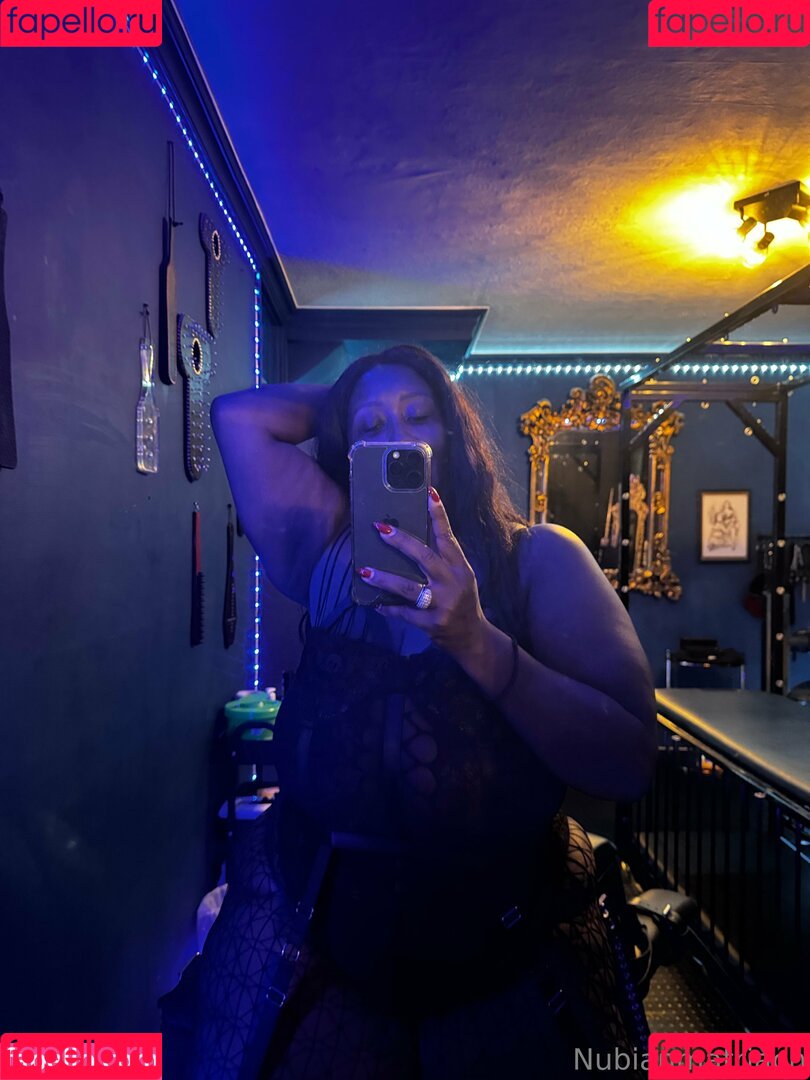 madam___caramel Onlyfans Photo Gallery 